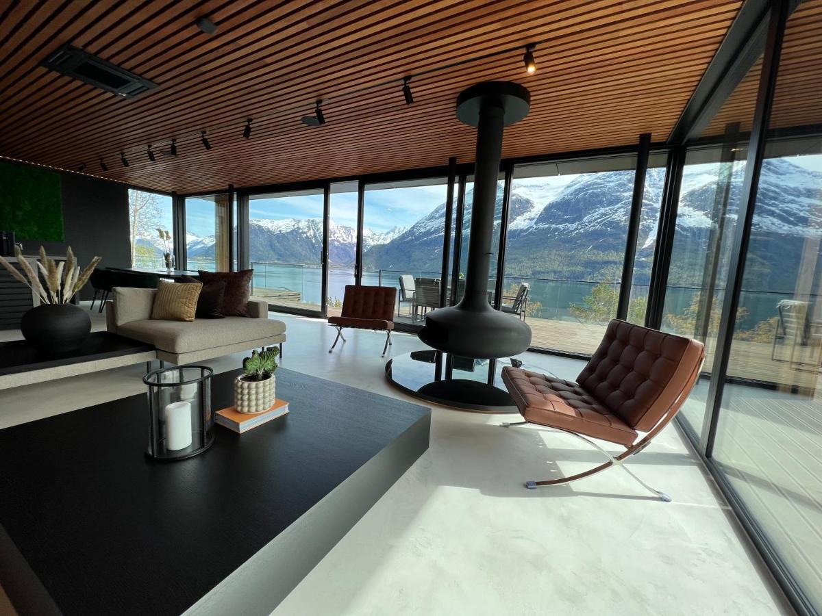 Villa Kristina / Andalsnes Torvik Экстерьер фото
