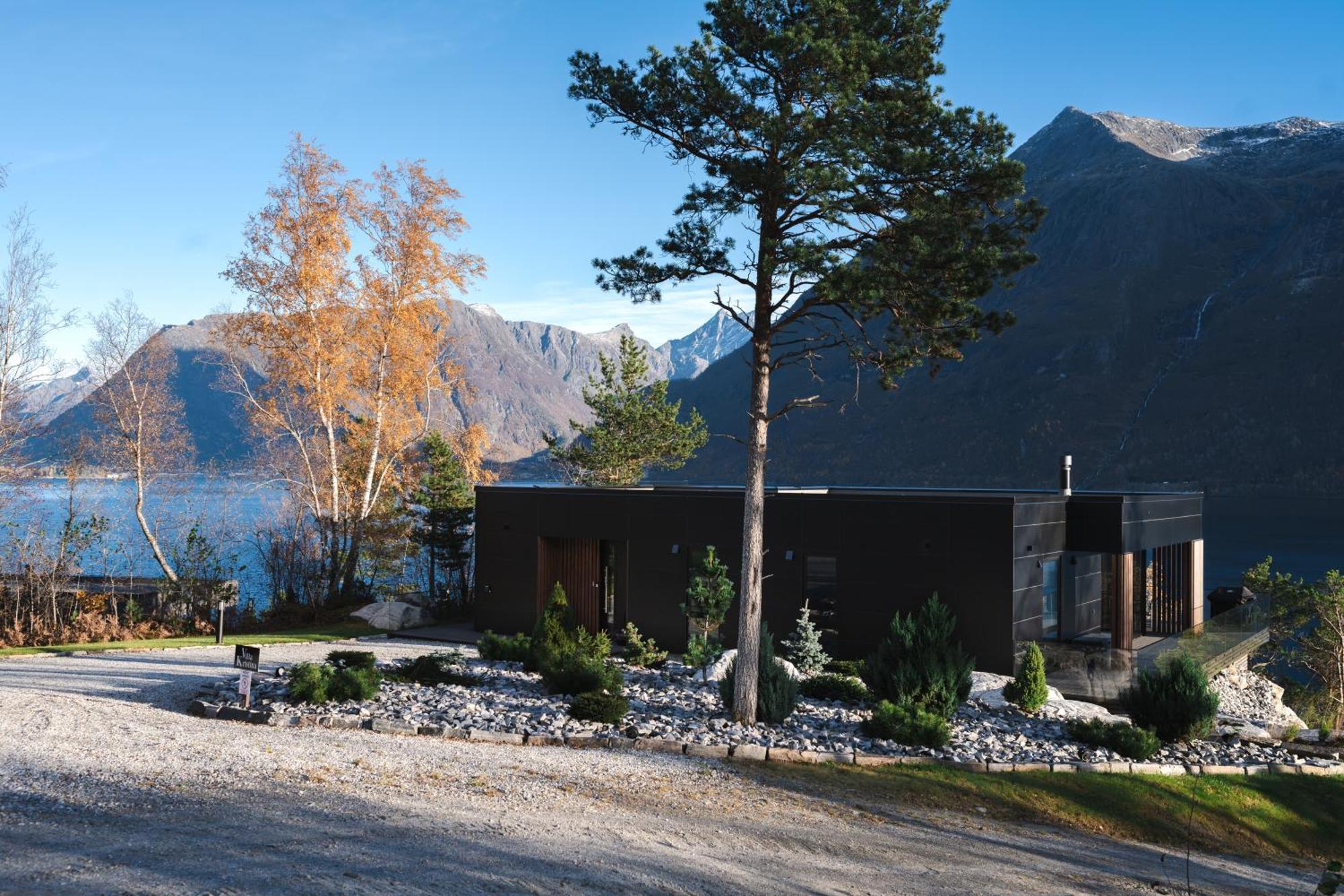 Villa Kristina / Andalsnes Torvik Экстерьер фото