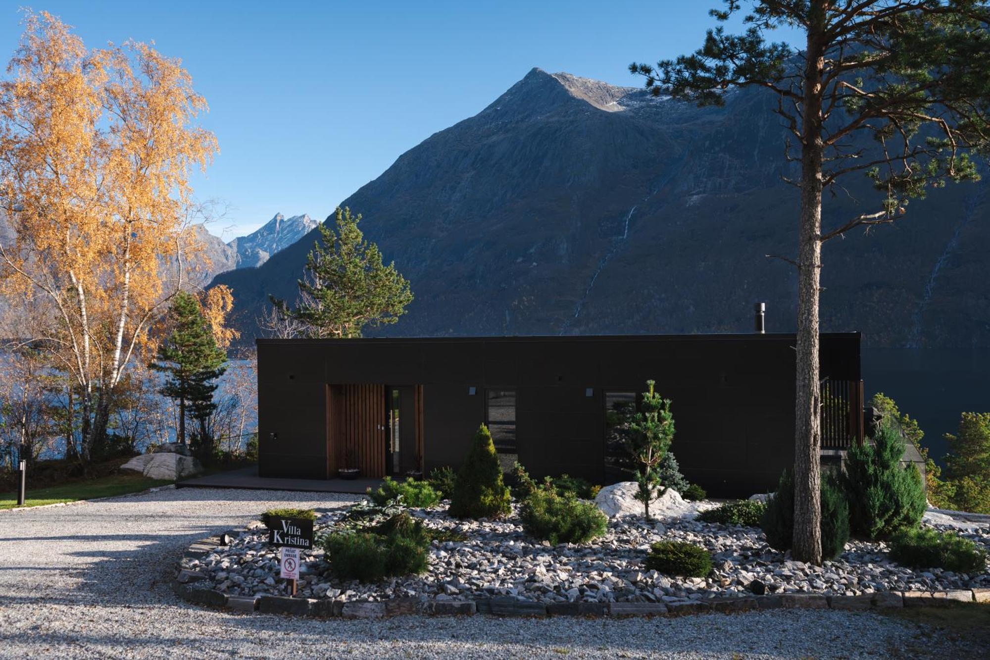 Villa Kristina / Andalsnes Torvik Экстерьер фото