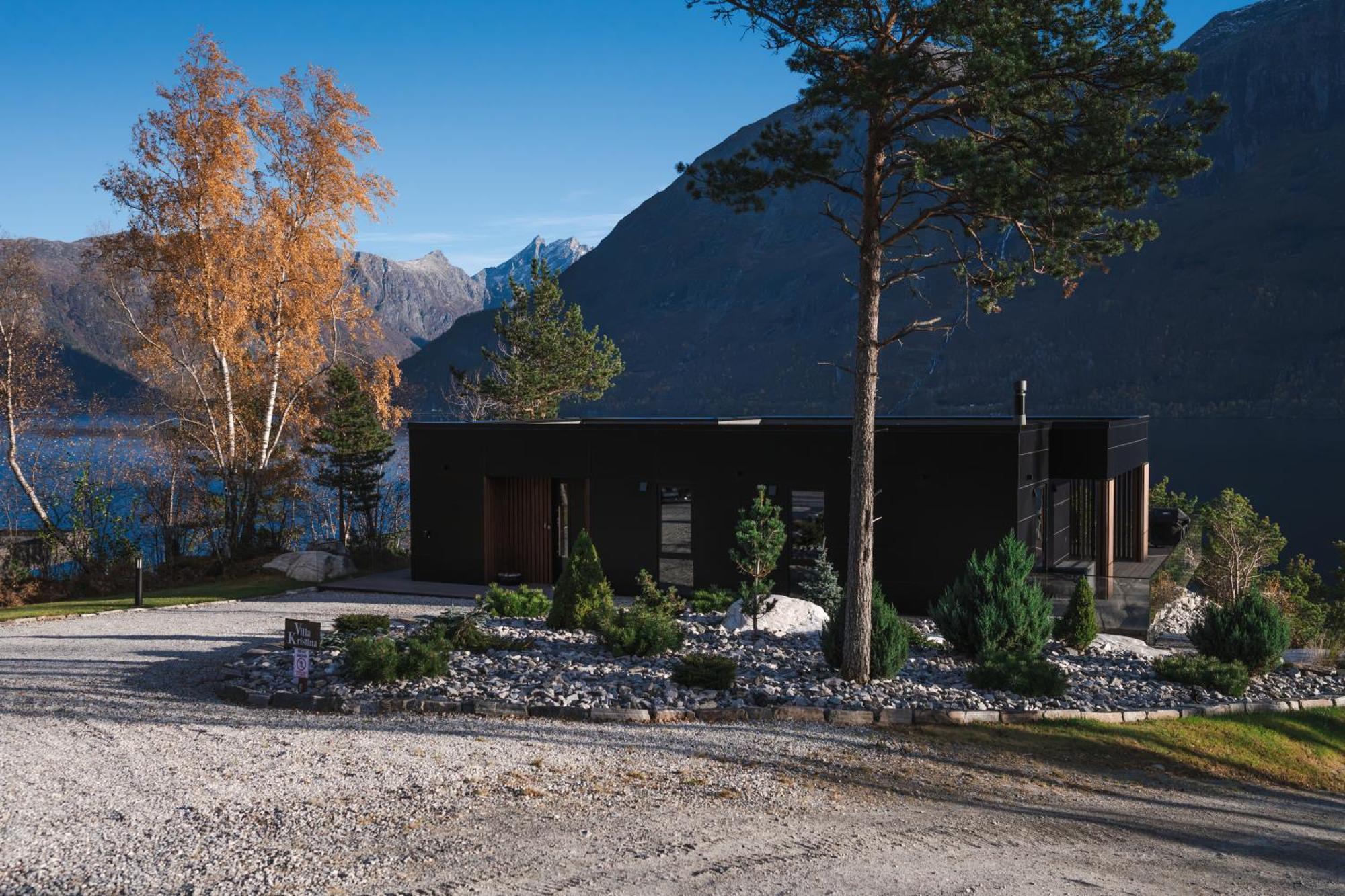 Villa Kristina / Andalsnes Torvik Экстерьер фото