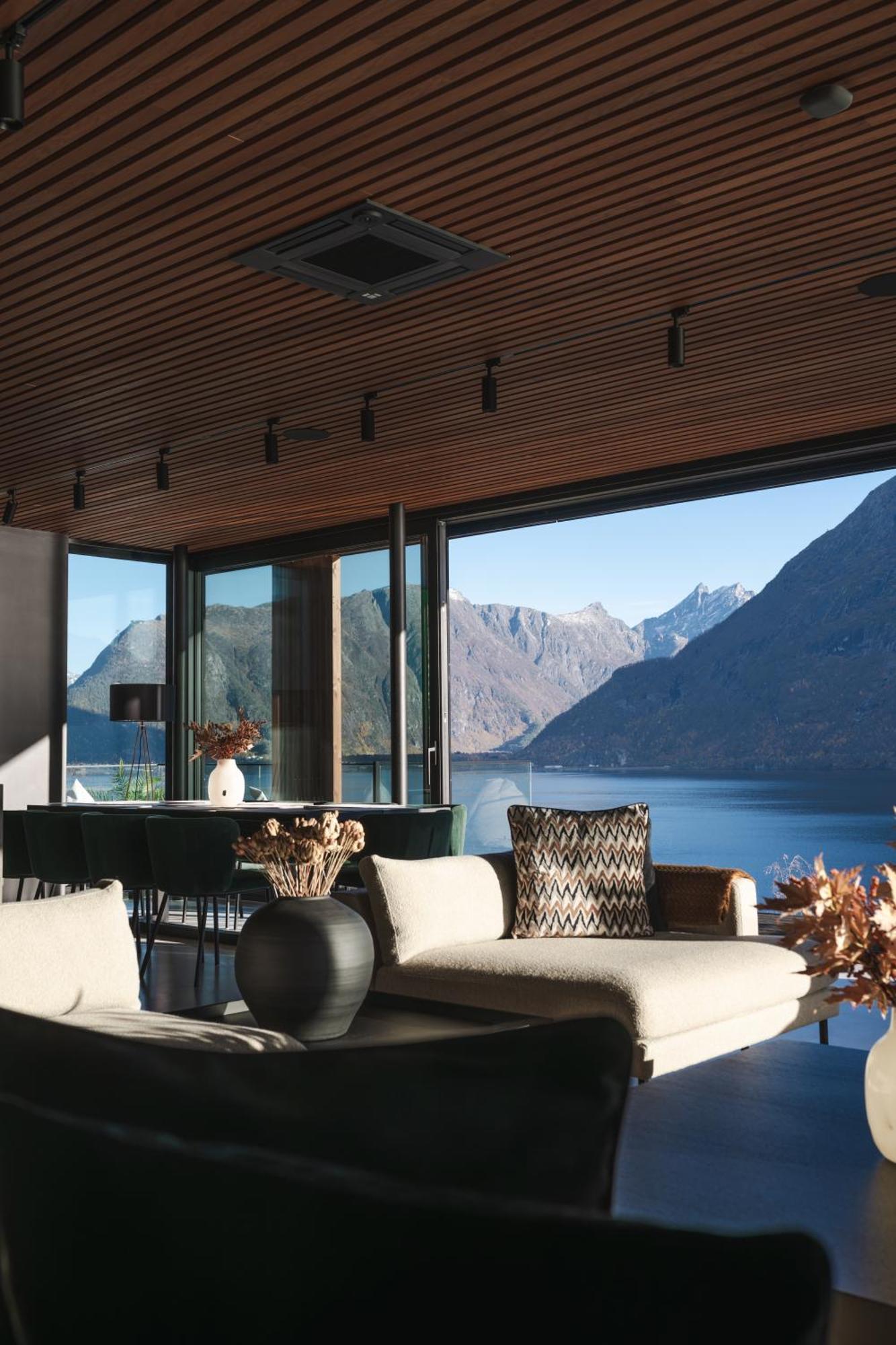 Villa Kristina / Andalsnes Torvik Экстерьер фото